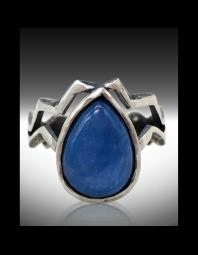 Kirra Hellfritsch: Kyanite Teardrop Ring